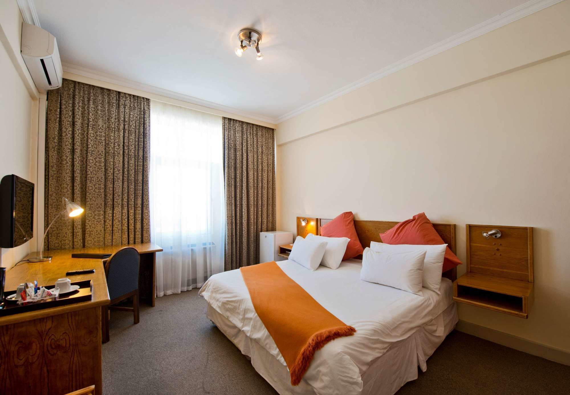 Hotel Thuringerhof Windhoek Esterno foto